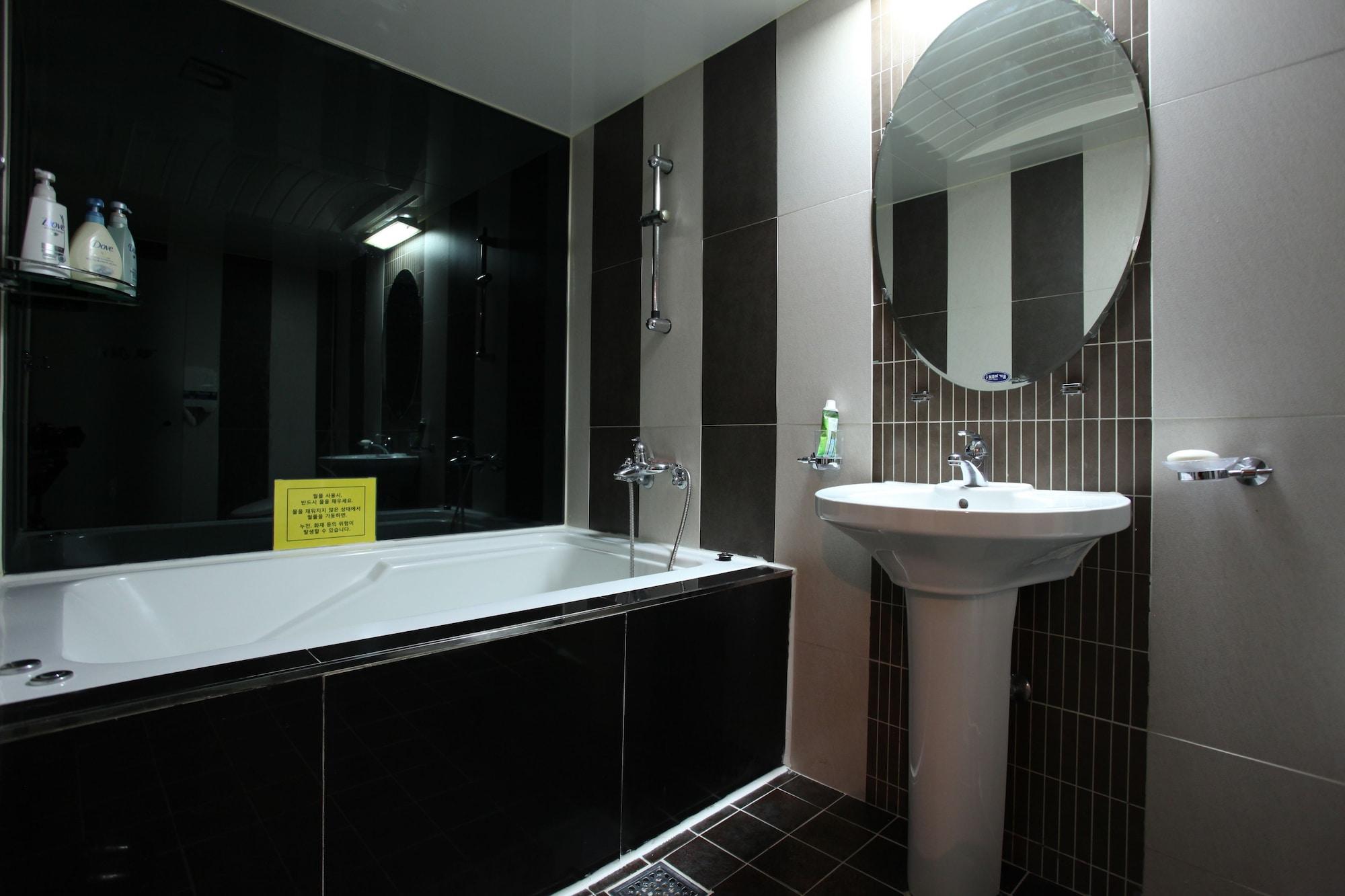 M Motel Songtan Pyeongtaek Luaran gambar